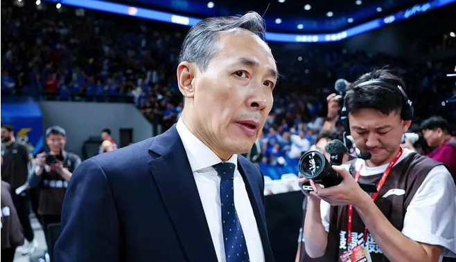 博鱼体育官网-官宣，首钢又1人或离队，2人驰援，1本土+1外援，周琦伤病曝光|北京首钢|麦基|首钢男篮|首钢引援|张宁_新浪体育_新浪新闻