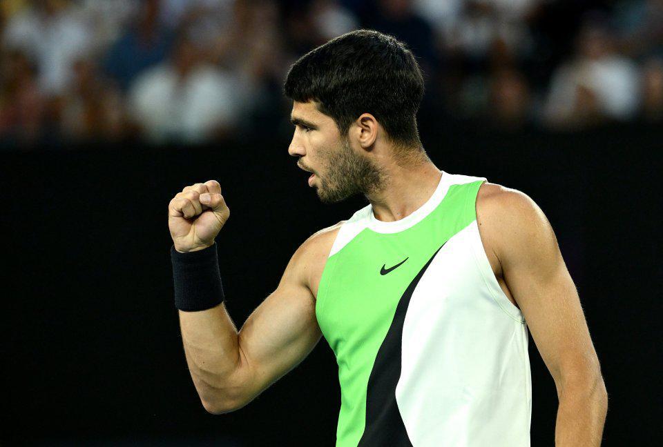 博鱼体育下载-解锁大满贯全四强!阿卡三盘横扫本土一哥,生涯首进澳网半决赛